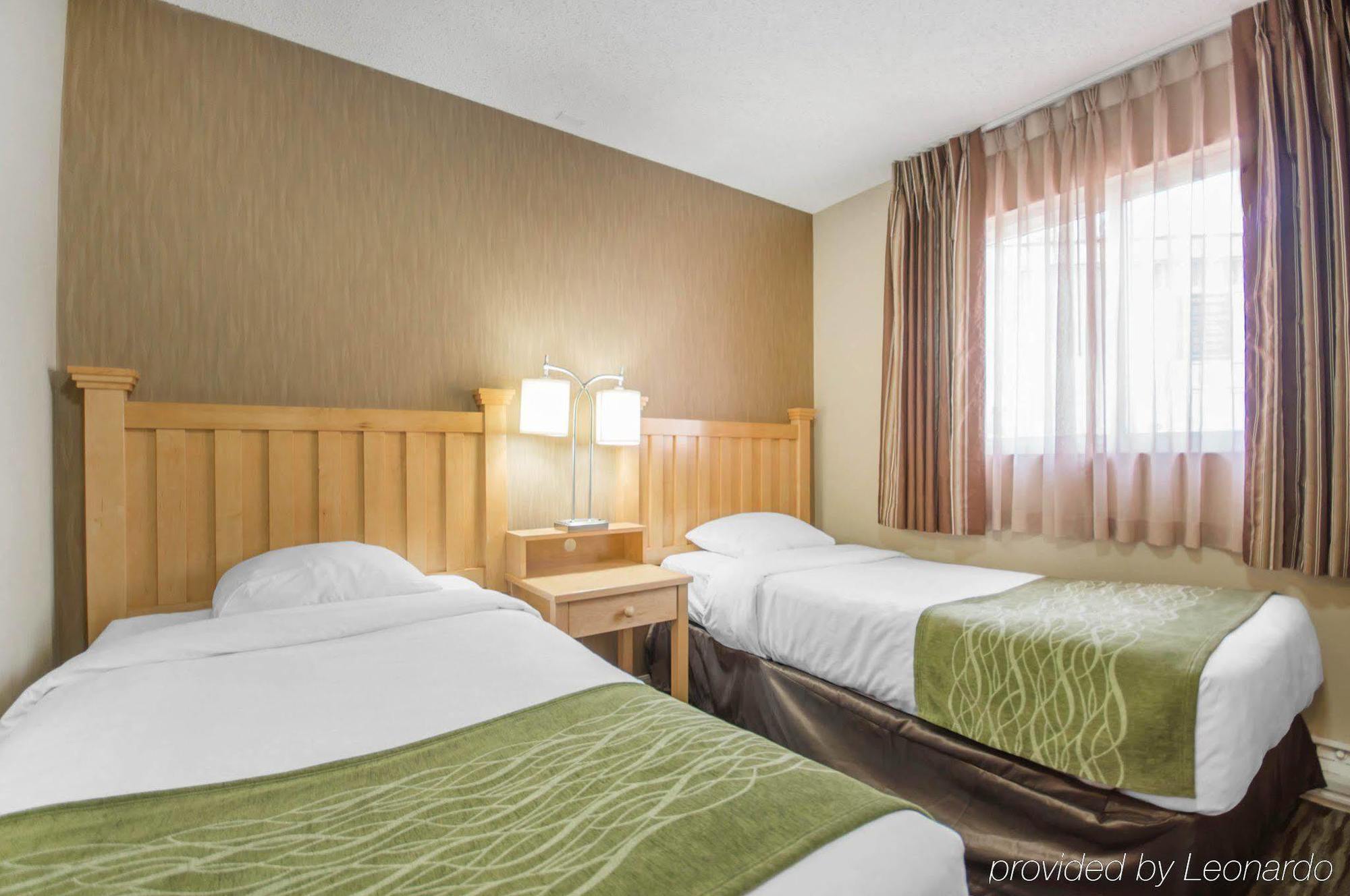 Econo Lodge Inn & Suites North Vancouver Zewnętrze zdjęcie