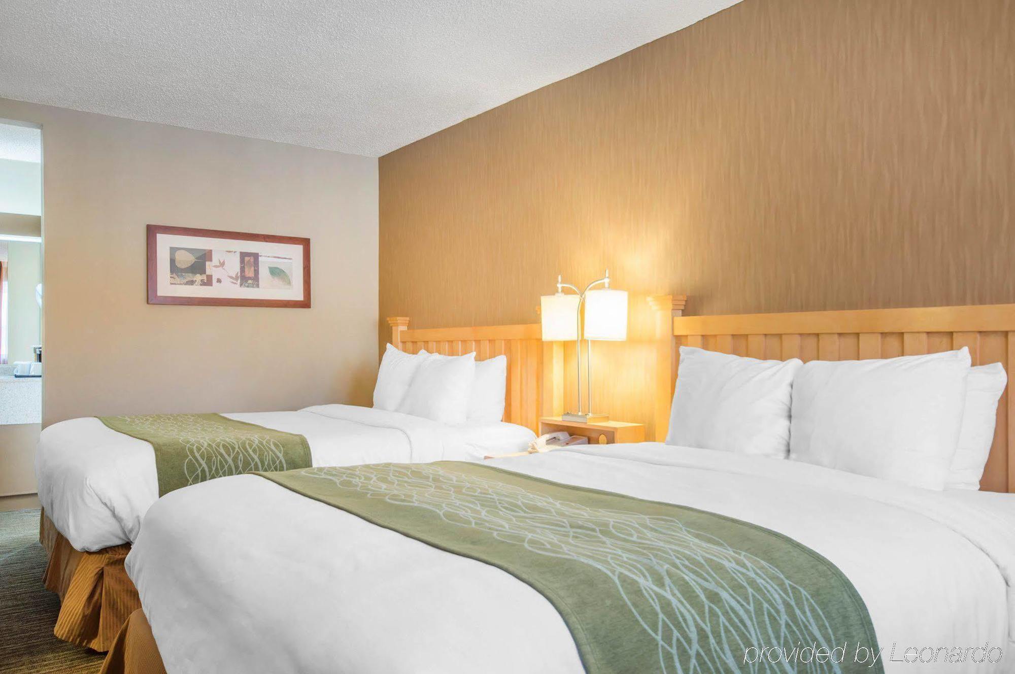 Econo Lodge Inn & Suites North Vancouver Zewnętrze zdjęcie