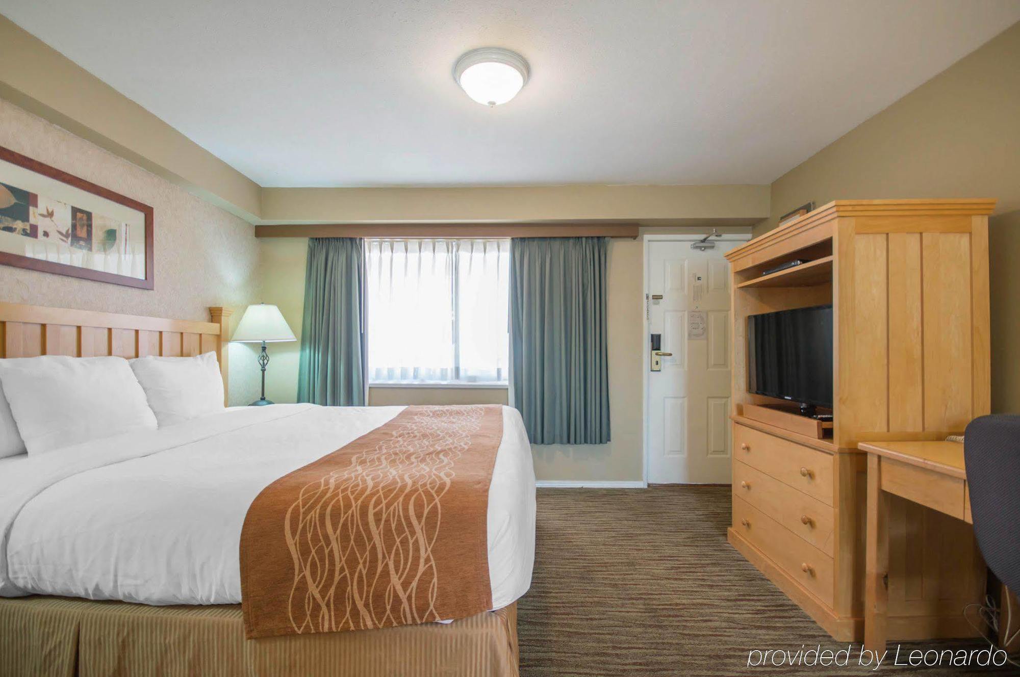 Econo Lodge Inn & Suites North Vancouver Zewnętrze zdjęcie