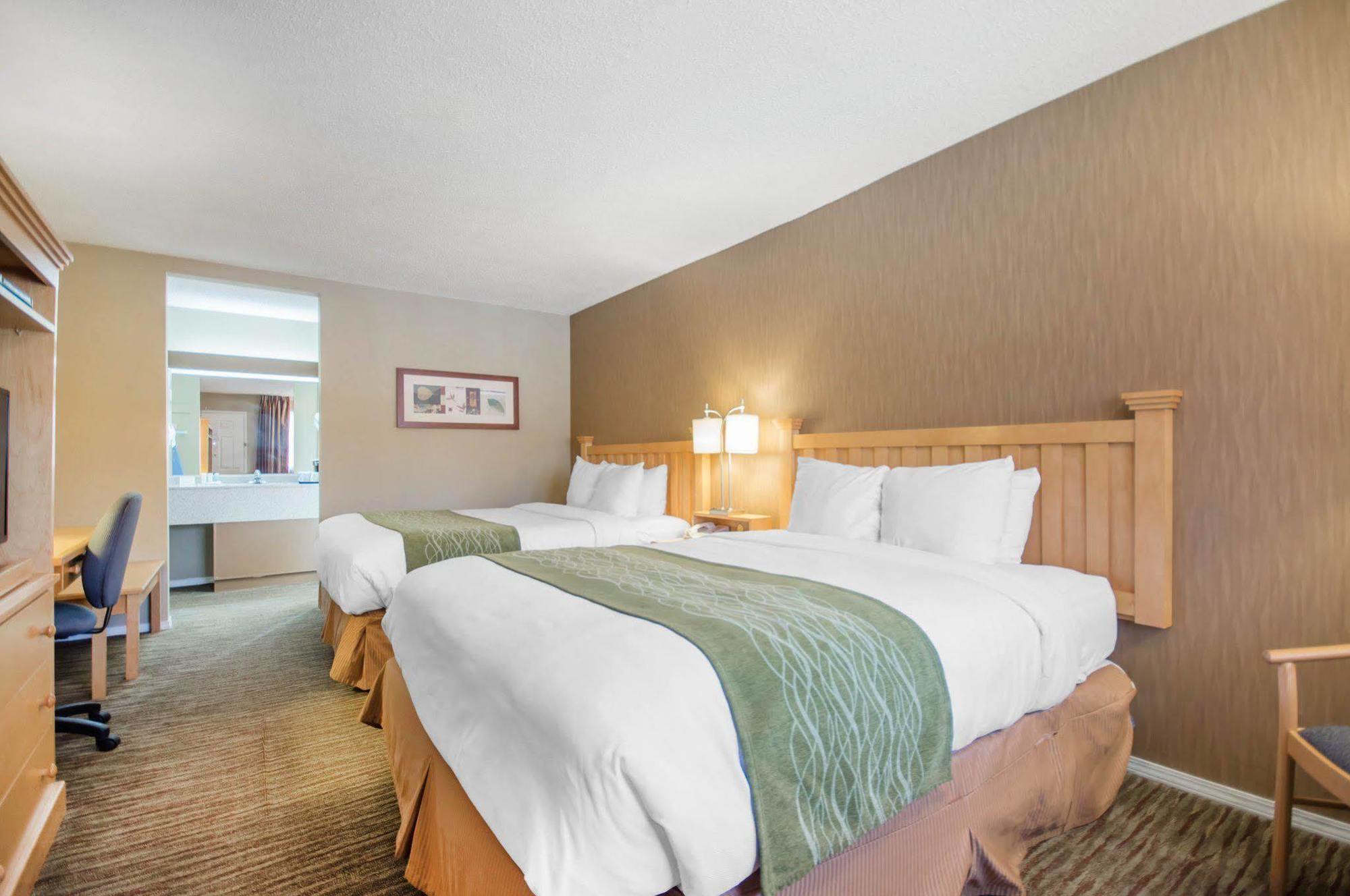 Econo Lodge Inn & Suites North Vancouver Zewnętrze zdjęcie
