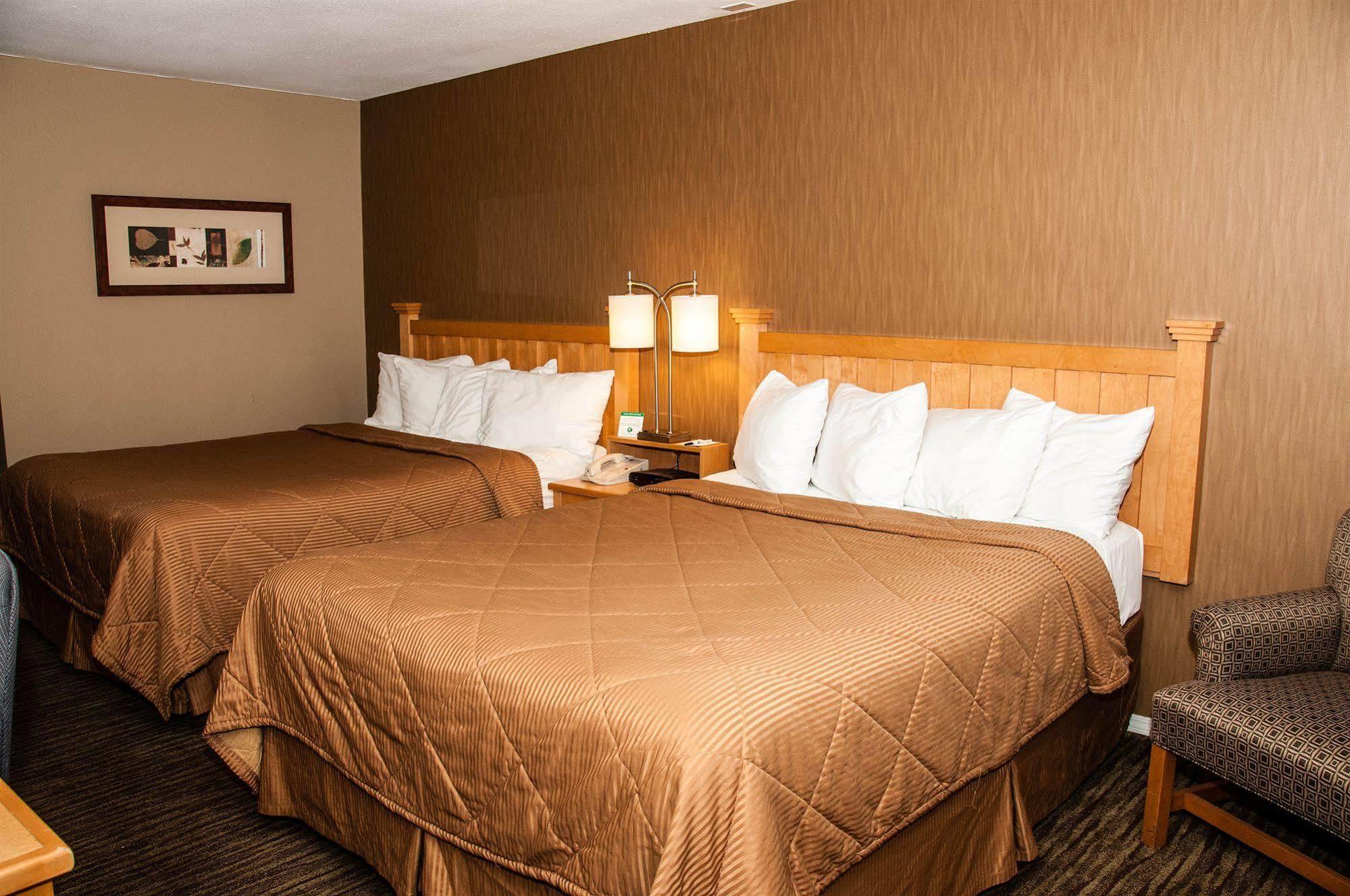Econo Lodge Inn & Suites North Vancouver Zewnętrze zdjęcie